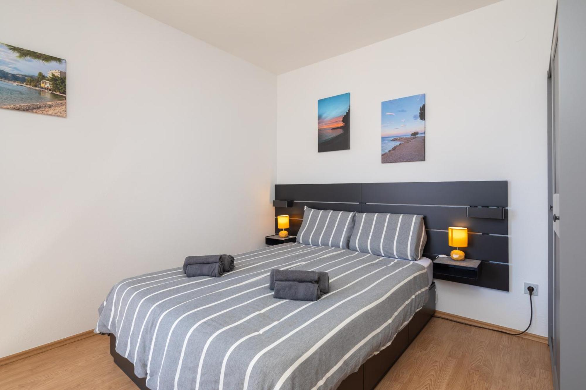 Sunshine Suites Omis Luaran gambar