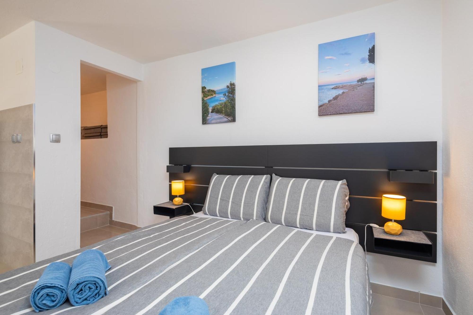 Sunshine Suites Omis Luaran gambar