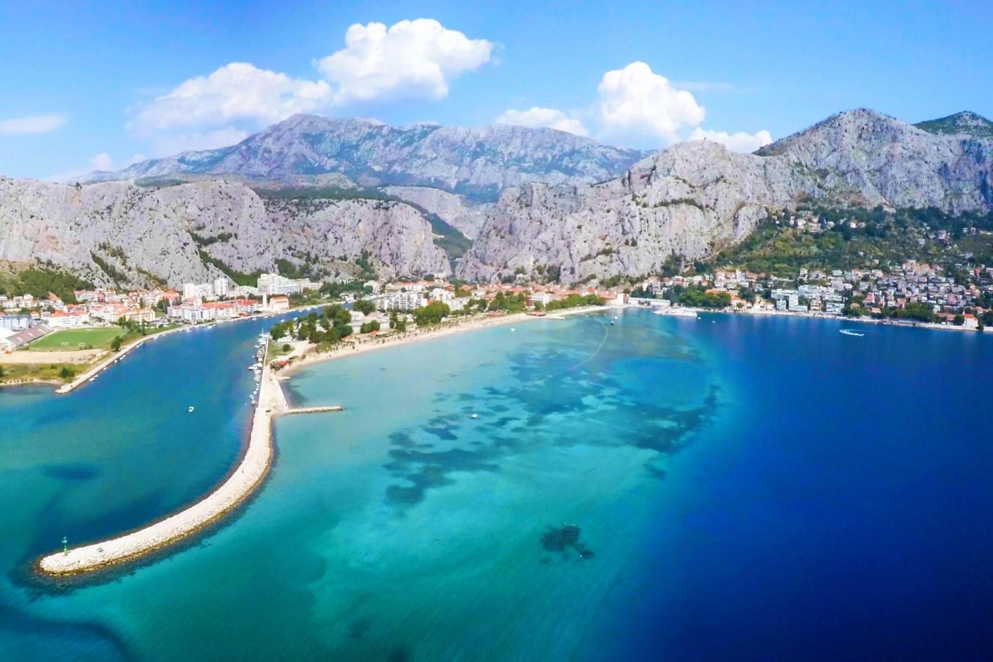 Sunshine Suites Omis Luaran gambar